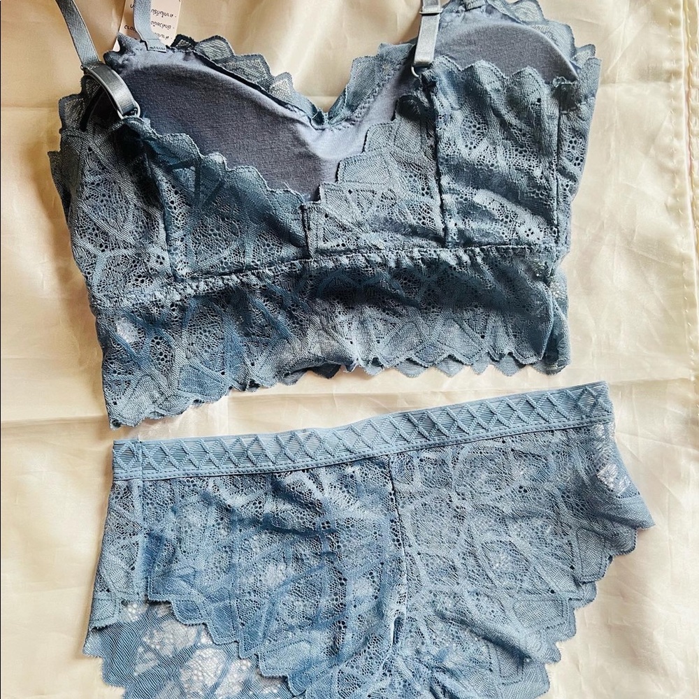 Grey Lace bralette and brief 
Size - 32B,32C 34B,34C - Picture 3 of 4